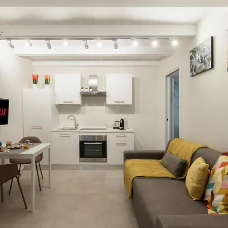 Alibi Loft: Centralissimo Con Free Wifi, Netflix, A/c E Tutti I Comfort