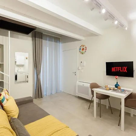 Alibi Loft: Centralissimo Con Free Wifi, Netflix, A/c E Tutti I Comfort Apartment Ruvo di Puglia